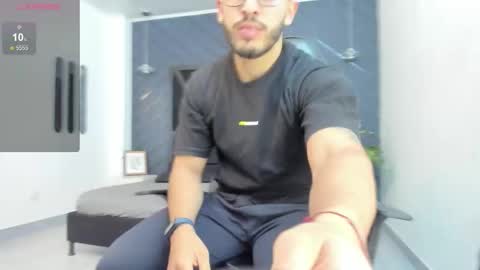 LIAM KLEIN online show from 10/27/25, 11:36