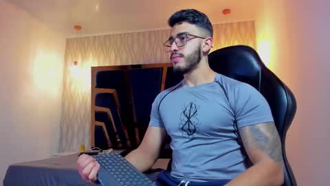 LIAM KLEIN online show from 03/04/26, 11:16