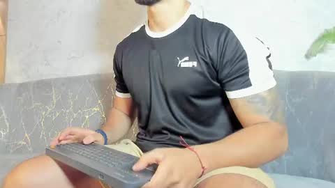Snapshot of liam_kleiin chatting on 06/19/26, 11:14 LIAM KLEIN online show from 06/19/26, 11:14