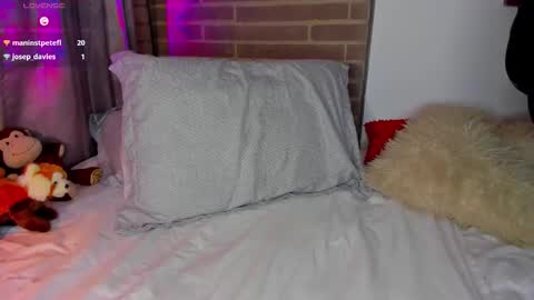 liam online show from 02/17/26, 01:35