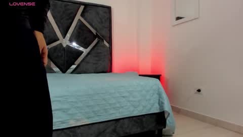 Call me Lian online show from 01/16/26, 12:09