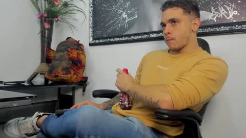 Liam online show from 12/27/24, 12:50