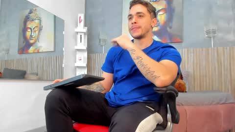 Liam online show from 01/08/25, 11:09