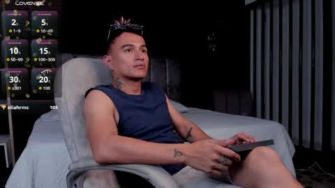 Snapshot of liamdeep_ chatting on 05/15/26, 11:01 LiamDeep online show from 05/15/26, 11:01
