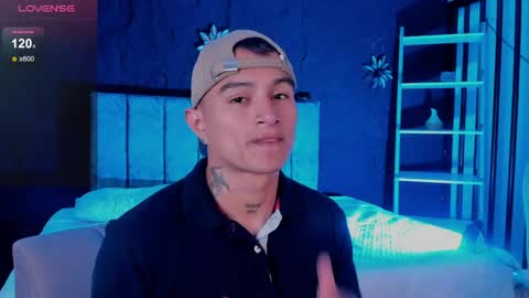 Snapshot of liamdeep_ chatting on 05/17/26, 08:27 LiamDeep online show from 05/17/26, 08:27