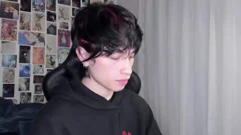 Liam online show from 09/19/25, 06:48