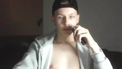 Liam online show from 10/27/25, 05:39