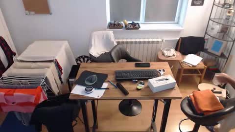 Snapshot of liamlanson08 chatting on 10/08/25, 08:23 liam online show from 10/08/25, 08:23