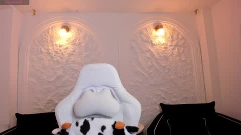 Liam online show from 04/09/26, 12:10