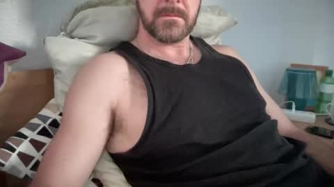 Chris online show from 11/08/25, 06:57