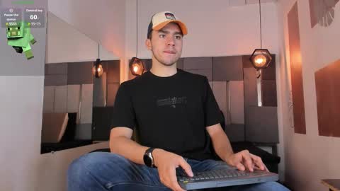 Snapshot of liamnovak chatting on 02/07/26, 11:25 Liam online show from 02/07/26, 11:25