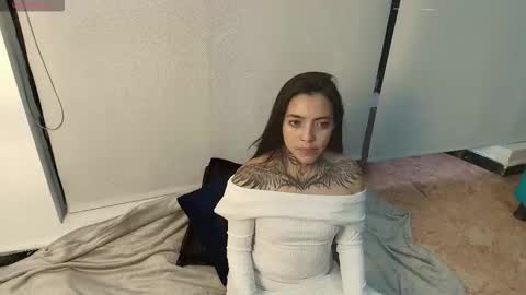 L I A M O N R O E online show from 11/12/25, 11:43