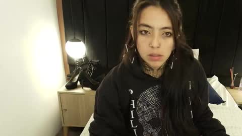 L I A M O N R O E online show from 03/22/26, 12:19