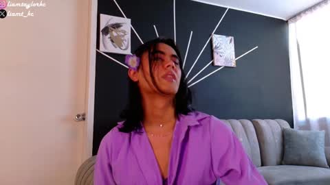 Snapshot of liamtaylor_ chatting on 03/10/25, 10:02 Tell me Liam online show from 03/10/25, 10:02