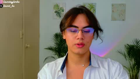 Tell me Liam online show from 12/03/25, 10:19