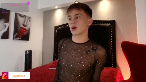 Snapshot of liamwild20 chatting on 01/18/26, 04:27 liam online show from 01/18/26, 04:27