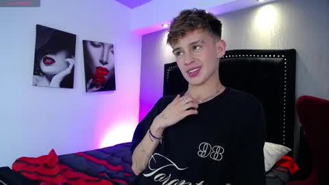 liam online show from 03/12/26, 04:51