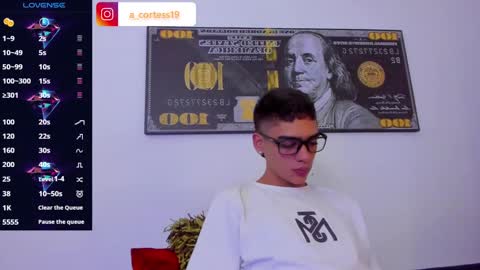    online show from 12/03/24, 07:33