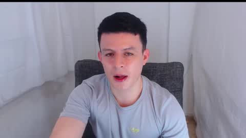 lian_eathan online show from 02/02/26, 08:40