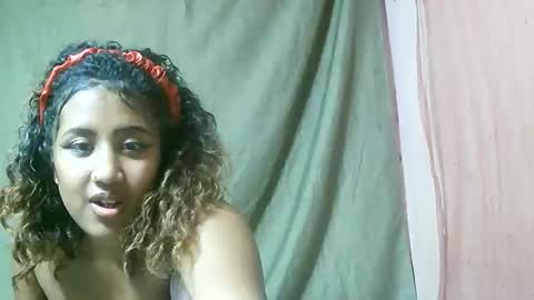 Liana9794 online show from 05/23/26, 06:12