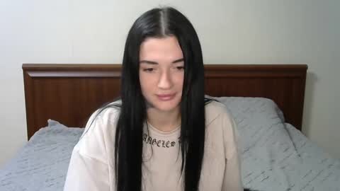 Snapshot of liana_diva chatting on 12/08/24, 06:39 liana_diva online show from 12/08/24, 06:39