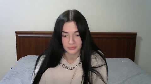 Snapshot of liana_diva chatting on 01/25/25, 05:51 liana_diva online show from 01/25/25, 05:51