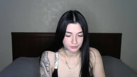 Snapshot of liana_diva chatting on 02/05/25, 10:44 liana_diva online show from 02/05/25, 10:44