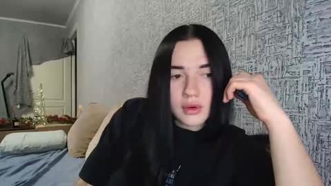 liana_diva online show from 12/22/25, 02:14