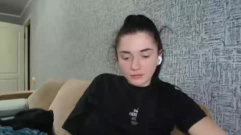 liana_diva online show from 02/12/26, 05:08