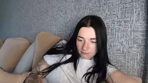 liana_diva online show from 05/27/26, 10:23
