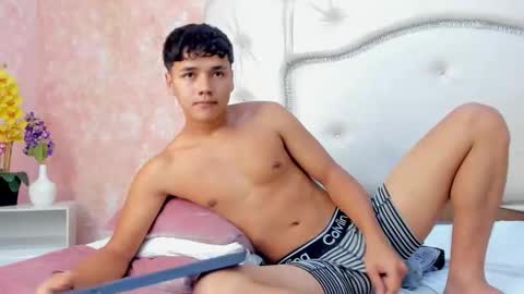 Lian  online show from 05/06/26, 05:14