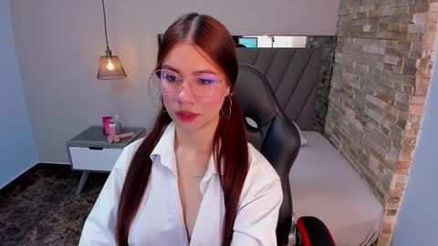 LIANE online show from 12/14/24, 07:46