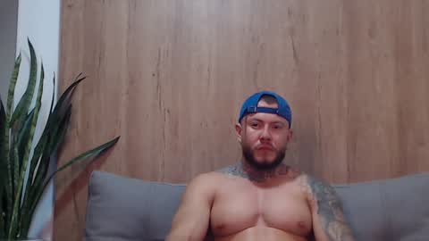 lianjones9 online show from 01/29/25, 12:12