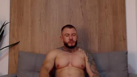 lianjones9 online show from 03/07/25, 10:54