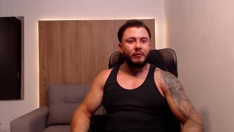 lianjones9 online show from 09/08/25, 05:12