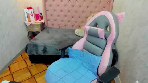 Grace online show from 03/19/26, 02:21