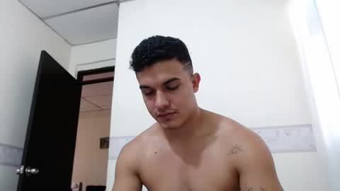 Liamstonne online show from 05/12/26, 04:04