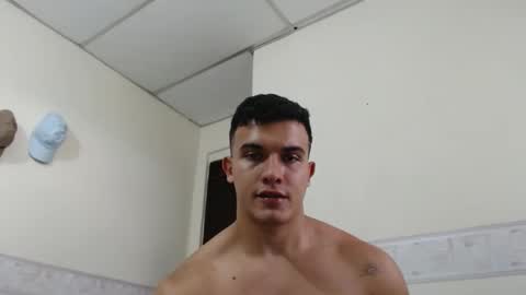 Liamstonne online show from 05/18/26, 08:03