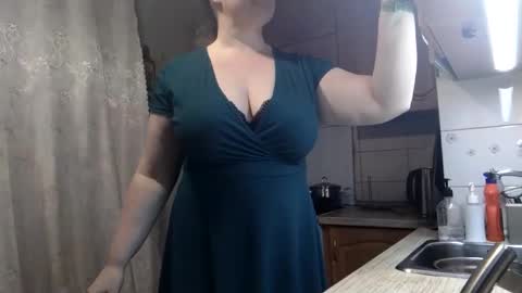 liaorgel online show from 11/30/25, 12:20