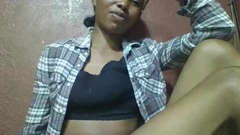 liaraisha online show from 09/25/25, 07:28