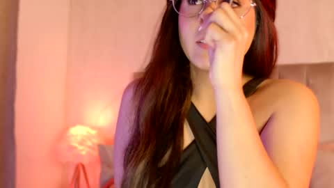 Snapshot of liarasol chatting on 05/05/26, 10:18 Liora online show from 05/05/26, 10:18