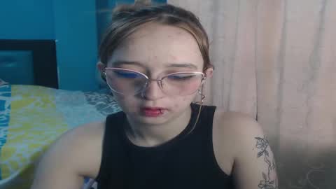 Lia Roberts online show from 01/24/25, 12:10