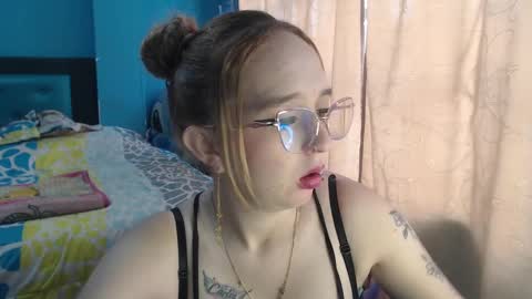 Lia Roberts online show from 02/04/25, 12:00