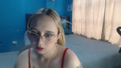 Lia Roberts online show from 10/28/25, 11:58