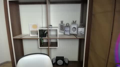 Lia online show from 02/09/26, 01:59