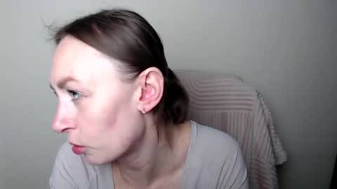 Lia online show from 03/02/26, 01:07