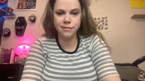 Libby Deetz online show from 01/11/25, 08:22