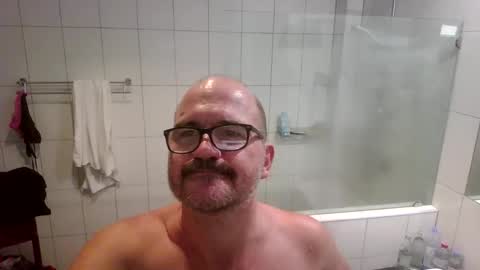 Cockcentric online show from 11/01/25, 03:47