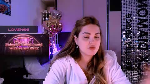 libra_mia online show from 11/25/25, 06:41