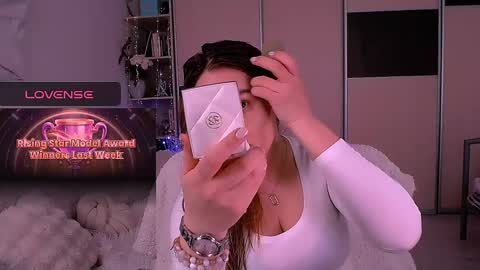 libra_mia online show from 04/14/26, 07:47